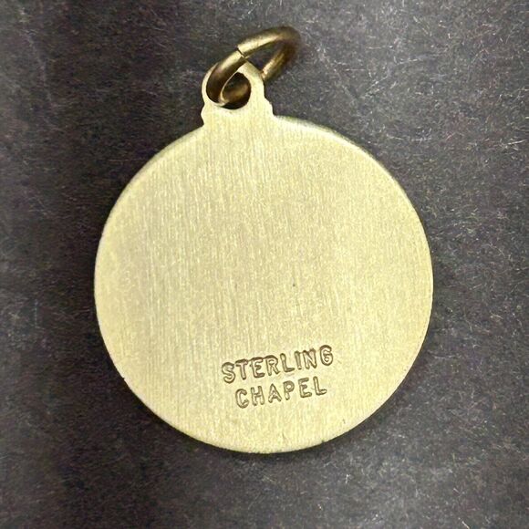 Vintage Madonna and Child Pendant Market Sterling Chapel Mary Religious Medal - Picture 2 of 5